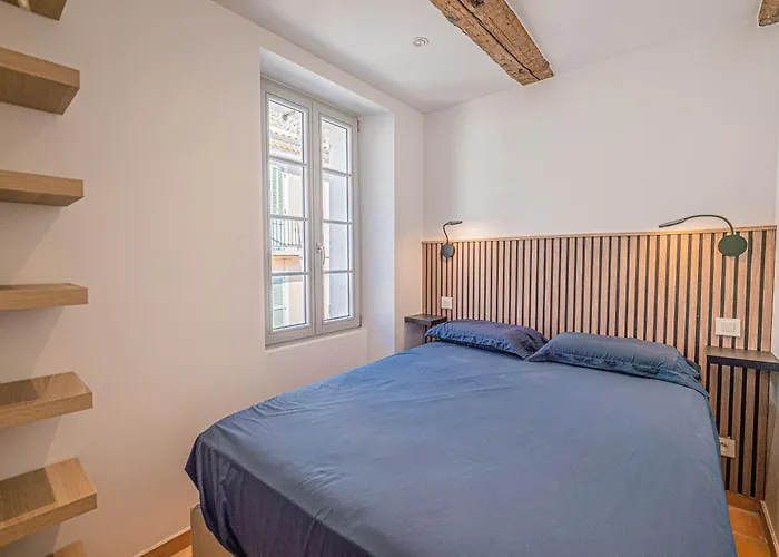 Au Coeur Du Centre-ville - T2 - Proche De La * Sainte-Maxime